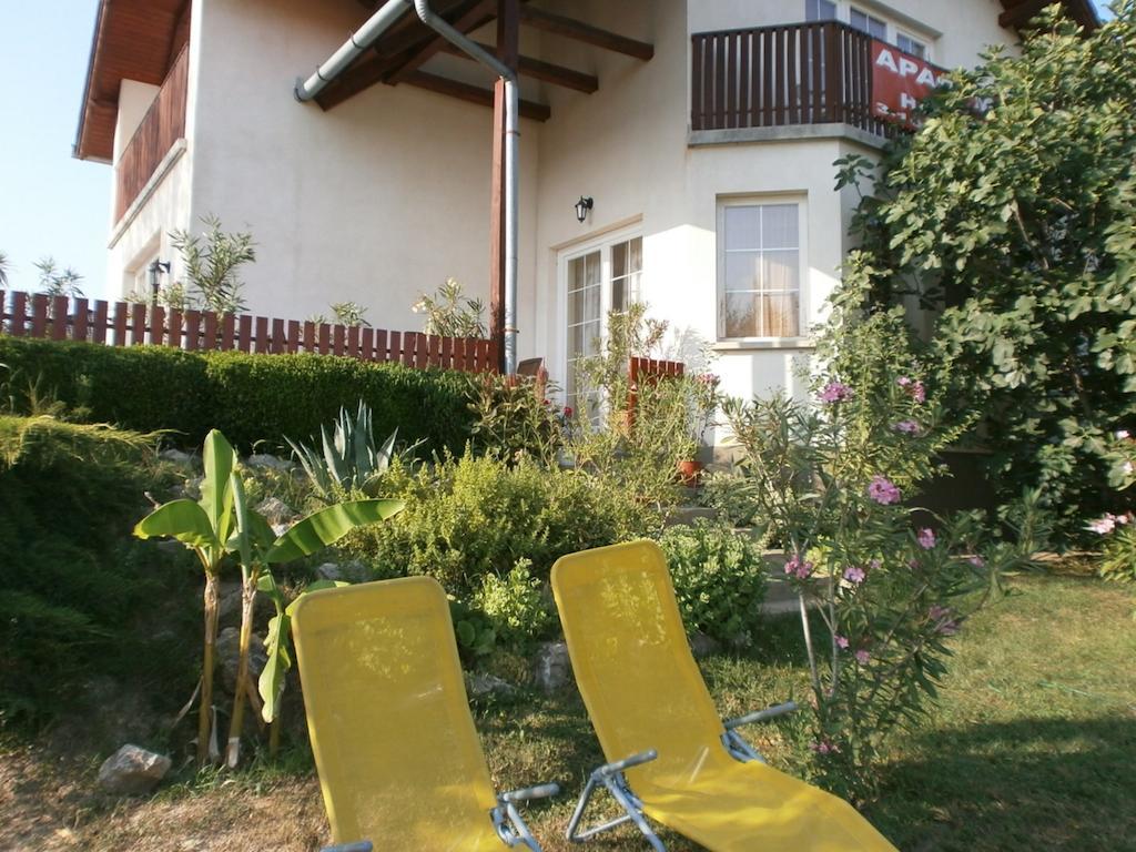Feher Rozsa Apartman Cserszegtomaj Exteriör bild