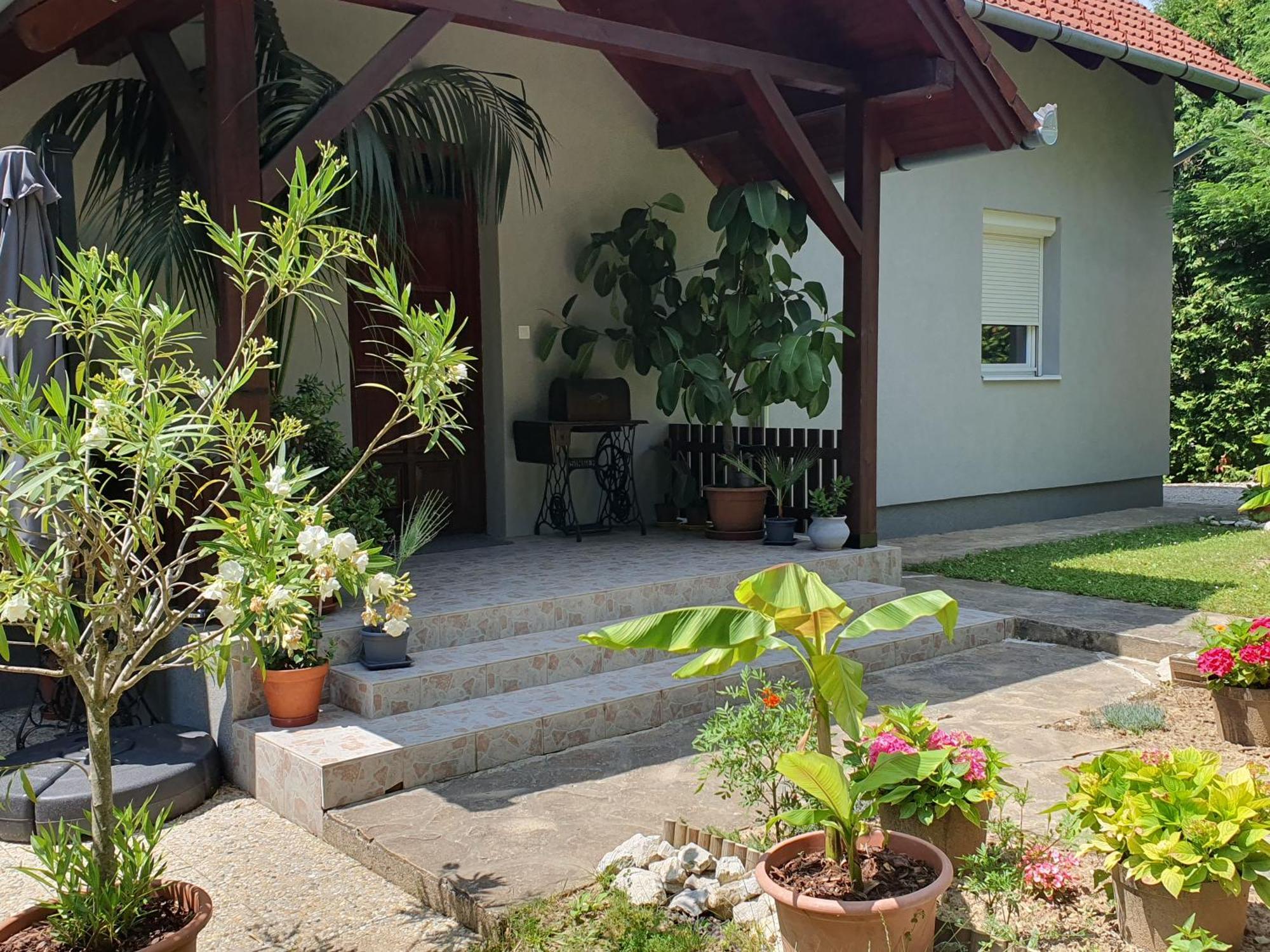 Feher Rozsa Apartman Cserszegtomaj Exteriör bild
