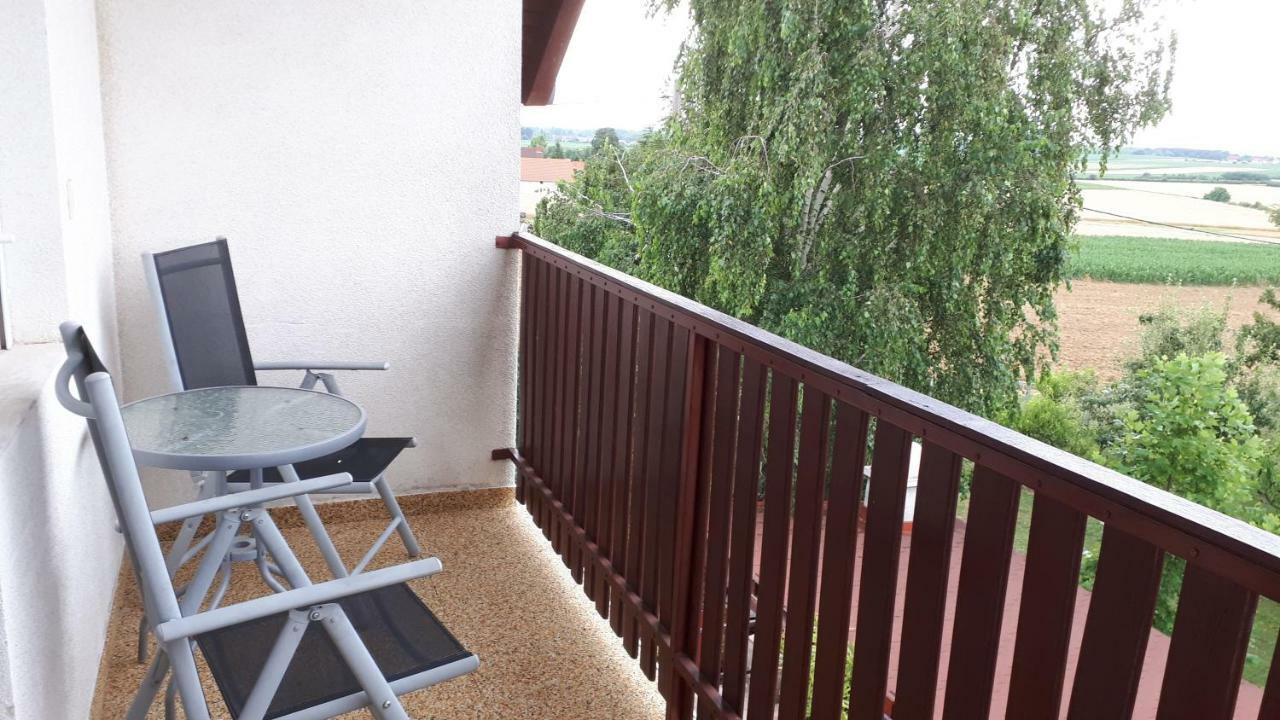 Feher Rozsa Apartman Cserszegtomaj Exteriör bild