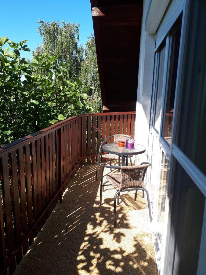 Feher Rozsa Apartman Cserszegtomaj Exteriör bild